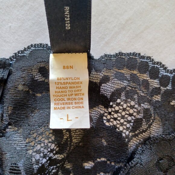 Vintage Frederick's of Hollywood Seduction Crotchless Lace Garter Panty Womens L - Picture 8 of 14